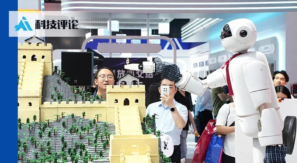 Force Machina's Apex humanoid robot beside the completed block-built Great Wall at WAIC 2026