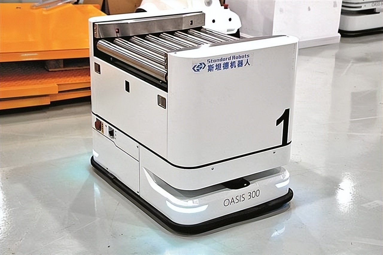 Standard Robots AMR in a factory