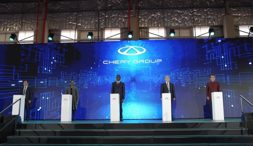Chinese automaker production line showing new energy vehicle manufacturing