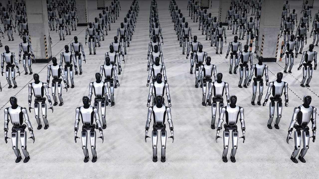 Ranks of UBTech Walker humanoid robots in an industrial super factory hall