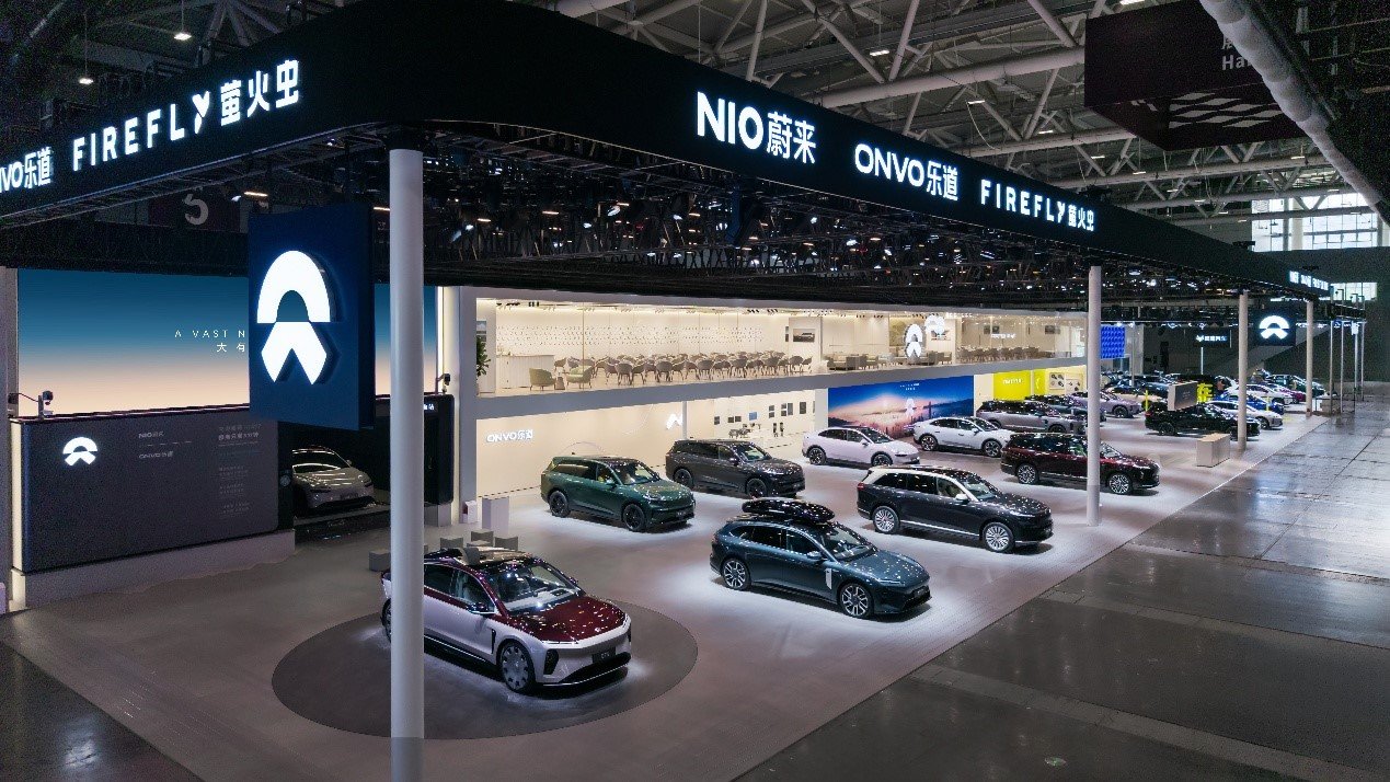NIO ES8 flagship SUV