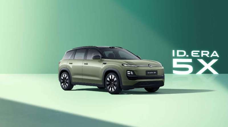 Volkswagen ID. ERA 5X electric SUV studio image
