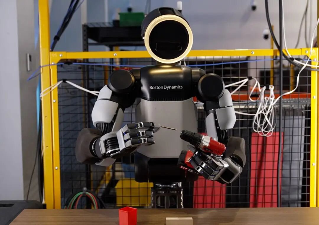 Detail of the Atlas robotic hand with tactile sensors on the fingers