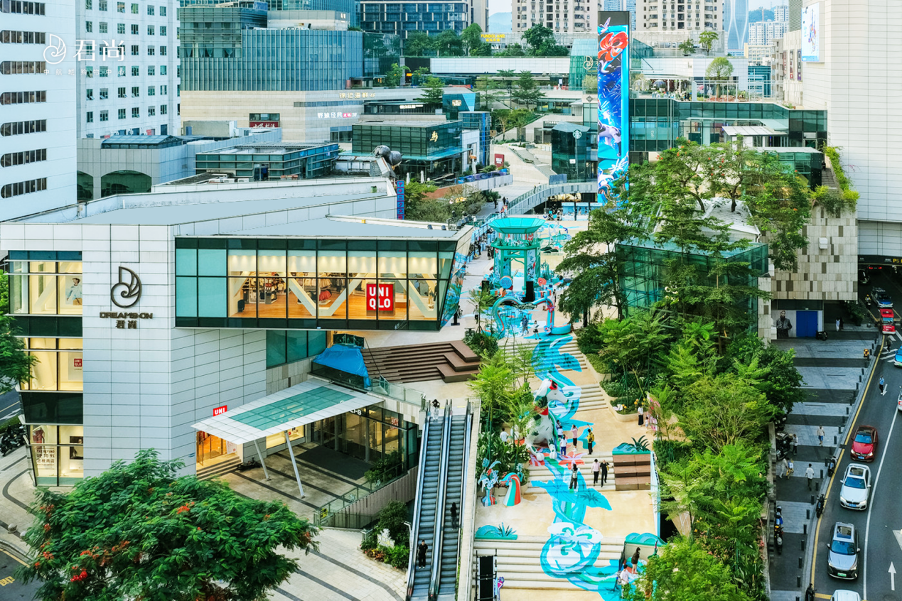 AI desktop pet and smart hardware on show at a Shenzhen mall event